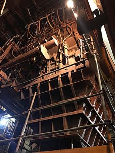 At the largest iron ore mine project in the world, Kalenborn solutions help operators eliminate sliding wear problems on a classifier housing chute.